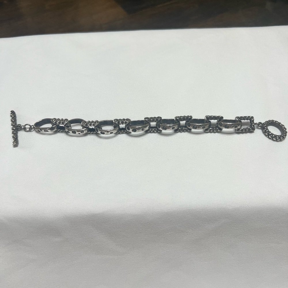 Dian Malouf chain link bracelet.